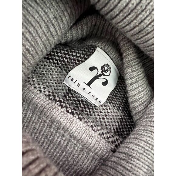 Rain + Rose turtle neck sweater in black and gray. Size XL. - Picture 8 of 8